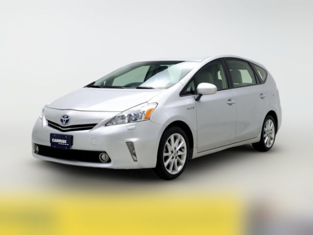 2013 Toyota Prius v Five