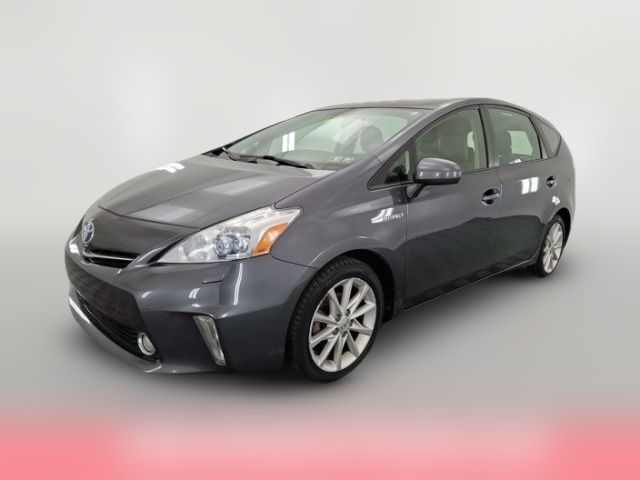 2013 Toyota Prius v Five