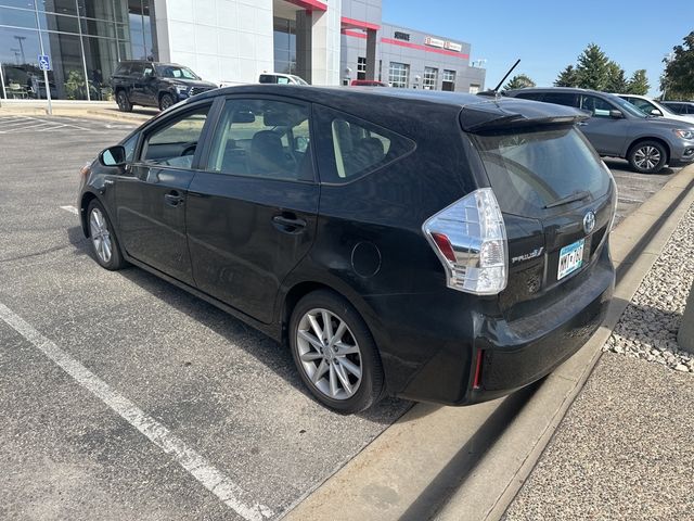 2013 Toyota Prius v Five