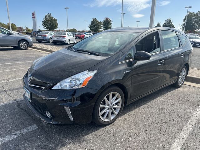 2013 Toyota Prius v Five