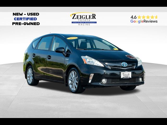 2013 Toyota Prius v Five