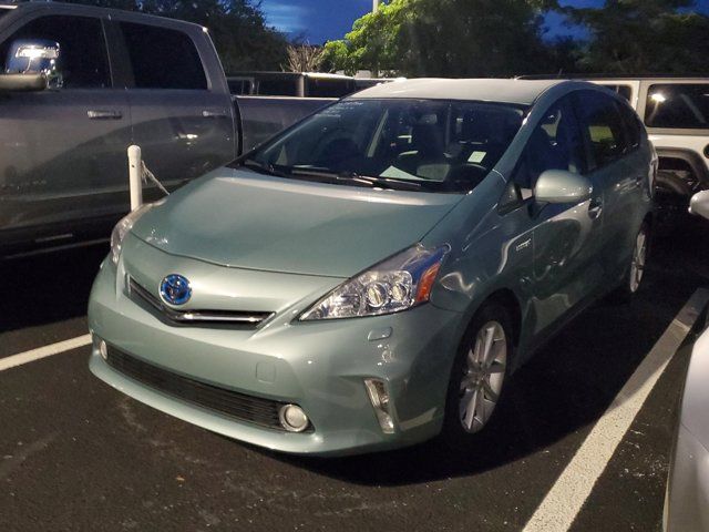 2013 Toyota Prius v Five