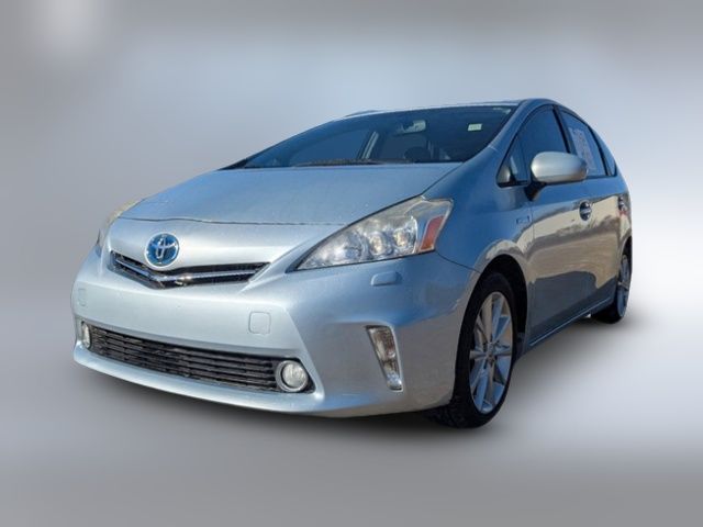 2013 Toyota Prius v Five