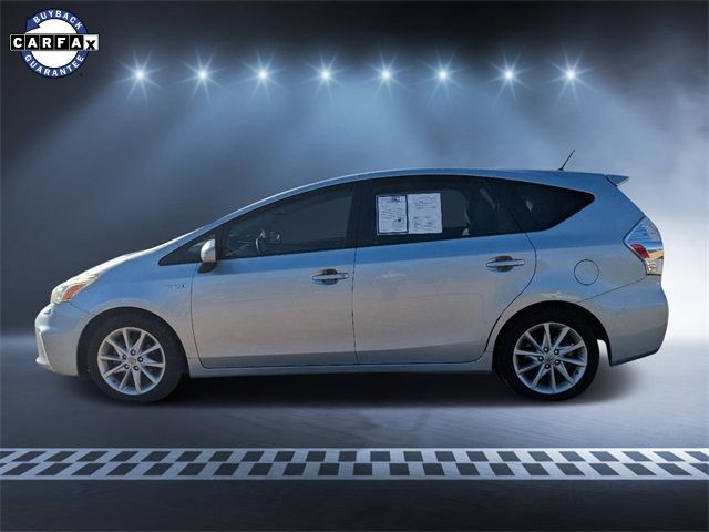 2013 Toyota Prius v Five