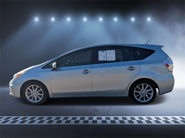 2013 Toyota Prius v Five