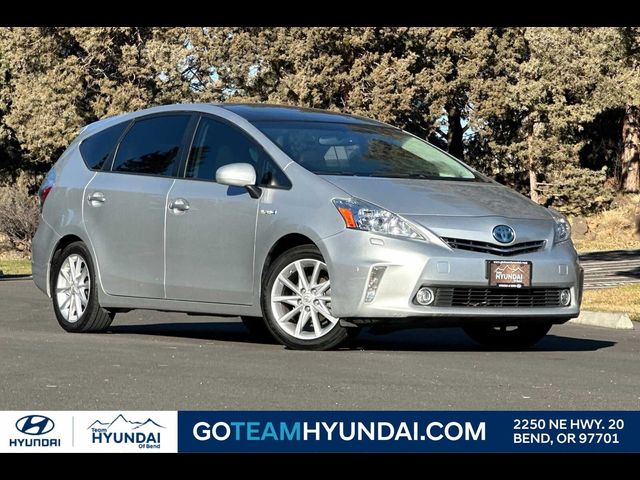 2013 Toyota Prius v Five