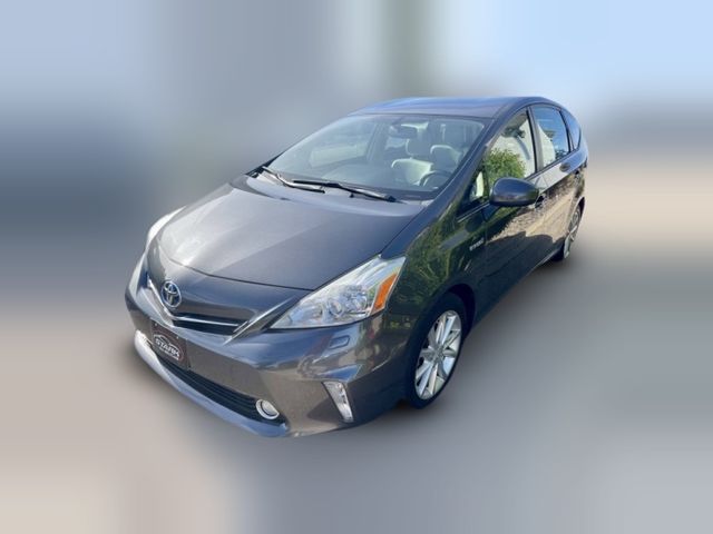 2013 Toyota Prius v Five