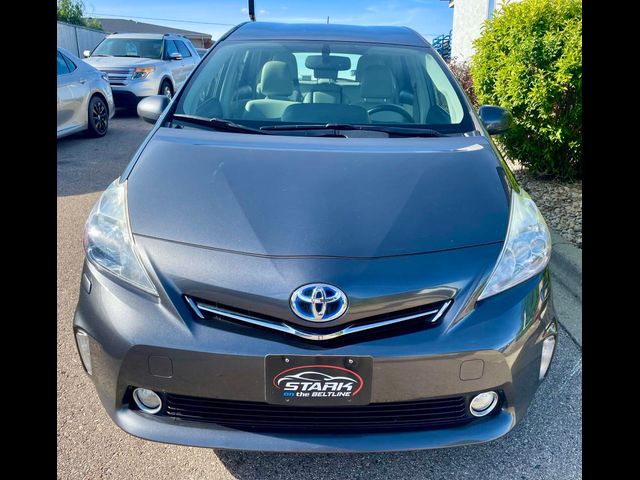 2013 Toyota Prius v Five