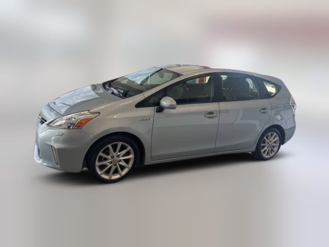 2013 Toyota Prius v Five