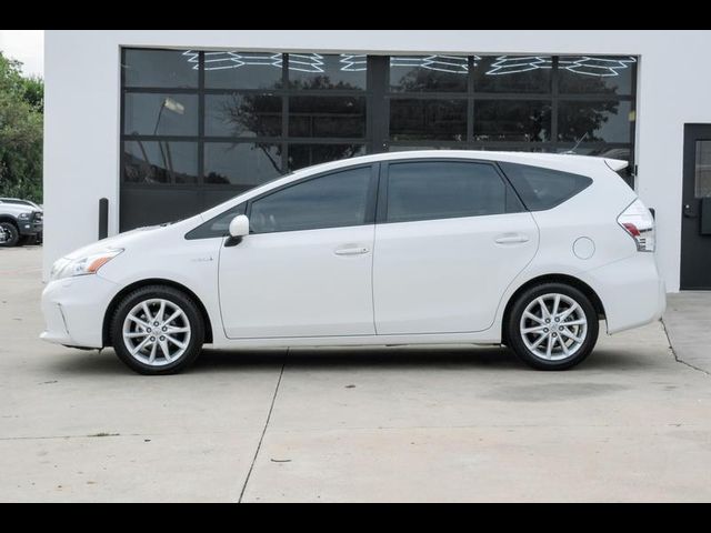 2013 Toyota Prius v Five