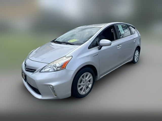 2013 Toyota Prius v Five