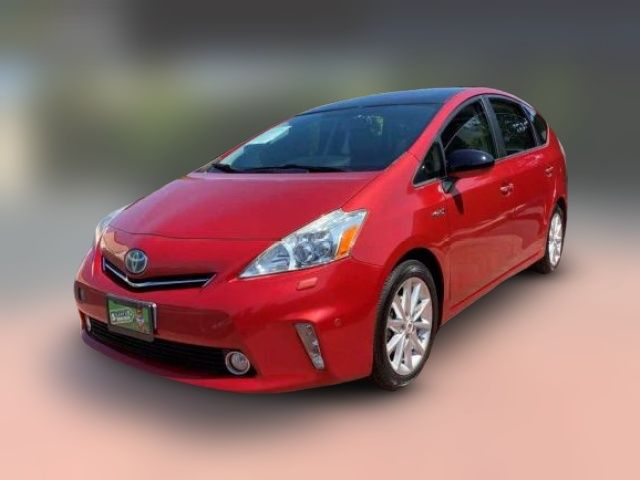 2013 Toyota Prius v Five