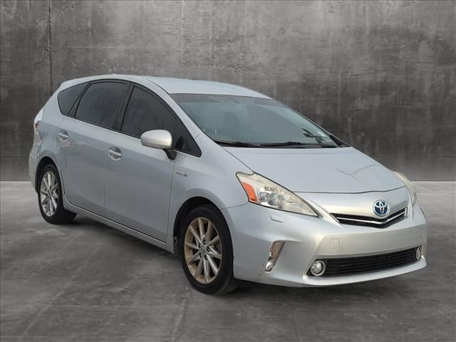 2013 Toyota Prius v Five