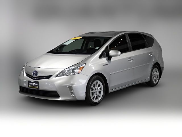 2013 Toyota Prius v Three