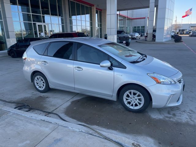 2013 Toyota Prius v Two