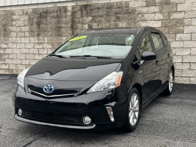 2013 Toyota Prius v Two