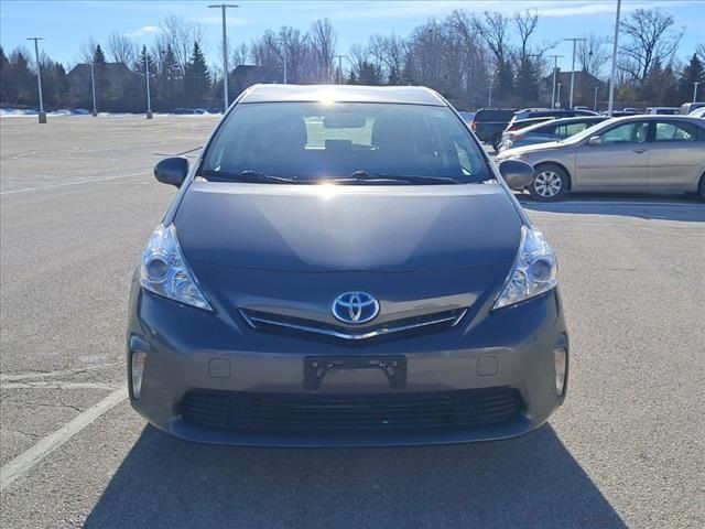 2013 Toyota Prius v Two