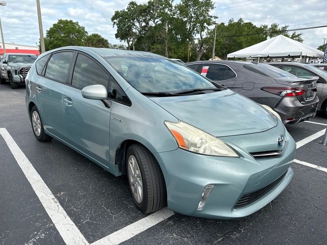 2013 Toyota Prius v Five