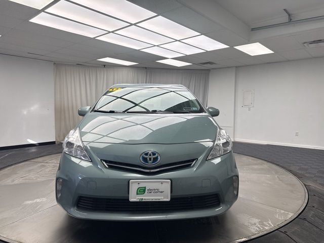 2013 Toyota Prius v Two