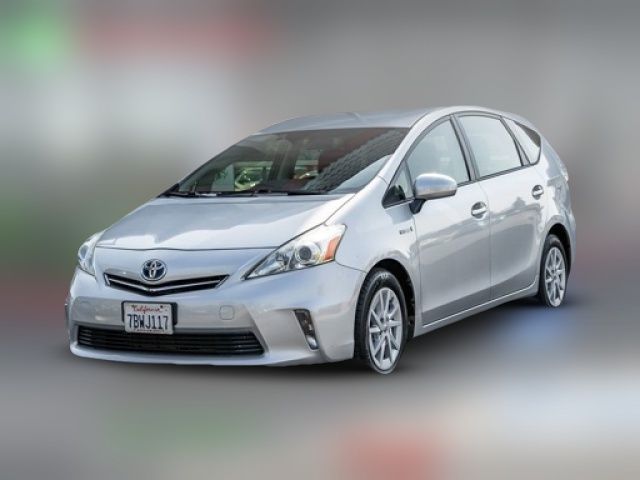 2013 Toyota Prius v Two