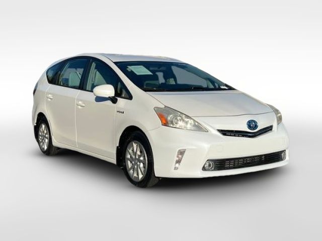 2013 Toyota Prius v Two