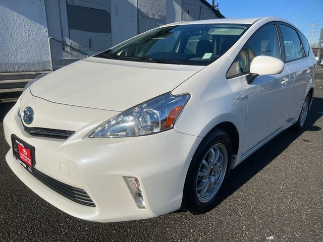 2013 Toyota Prius v Two