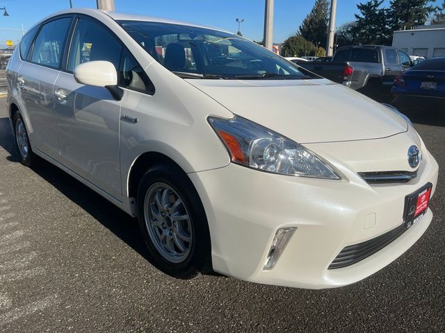 2013 Toyota Prius v Two