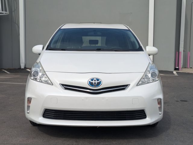 2013 Toyota Prius v Three