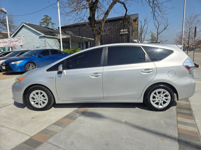 2013 Toyota Prius v Two