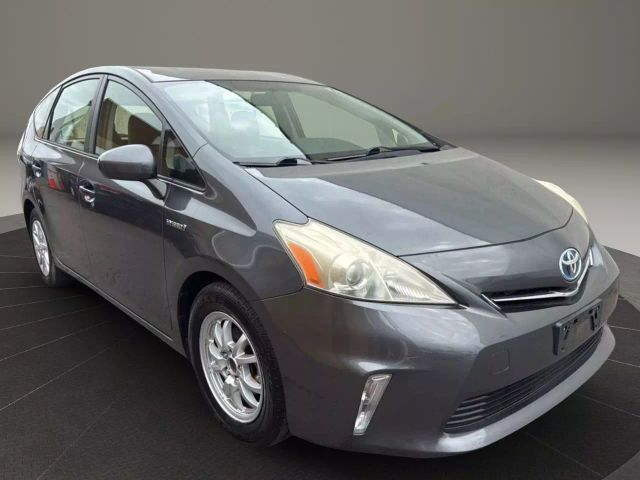 2013 Toyota Prius v Two