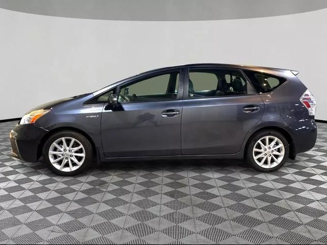 2013 Toyota Prius v Two