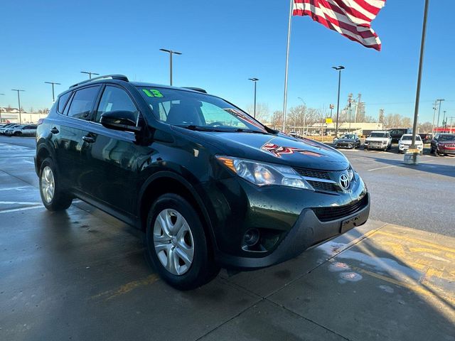 2013 Toyota RAV4 LE