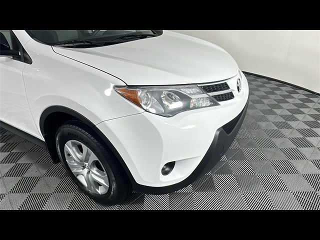 2013 Toyota RAV4 LE