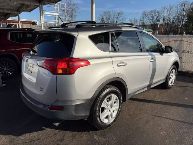 2013 Toyota RAV4 LE