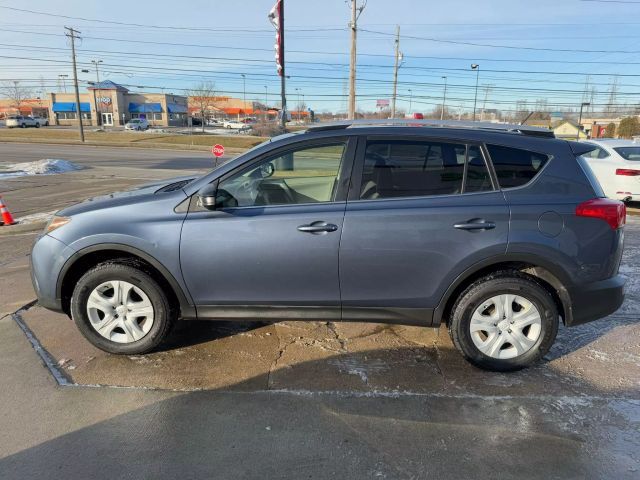 2013 Toyota RAV4 LE