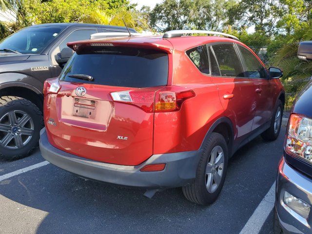 2013 Toyota RAV4 XLE