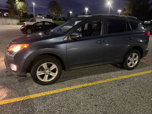 2013 Toyota RAV4 XLE