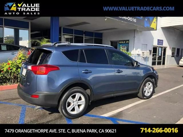 2013 Toyota RAV4 XLE