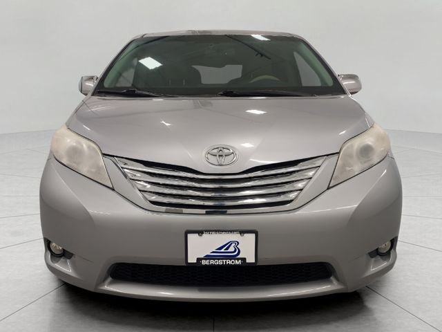 2013 Toyota Sienna XLE