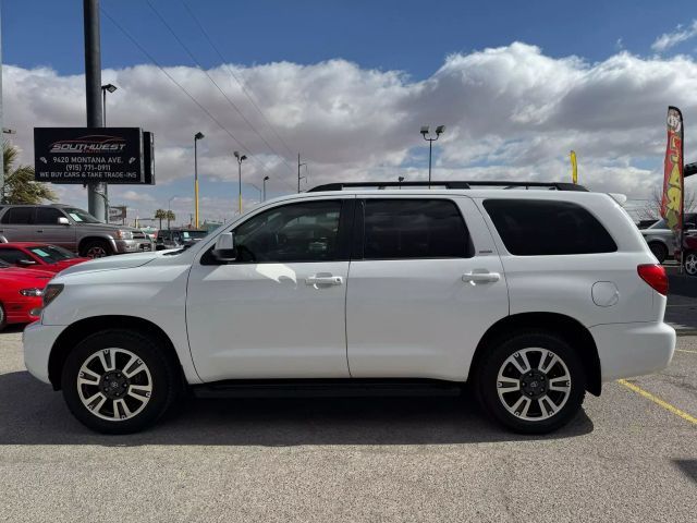 2013 Toyota Sequoia SR5