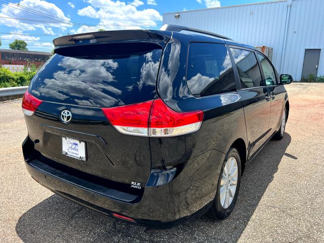 2013 Toyota Sienna XLE