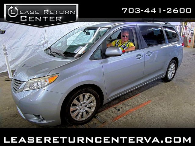 2013 Toyota Sienna XLE