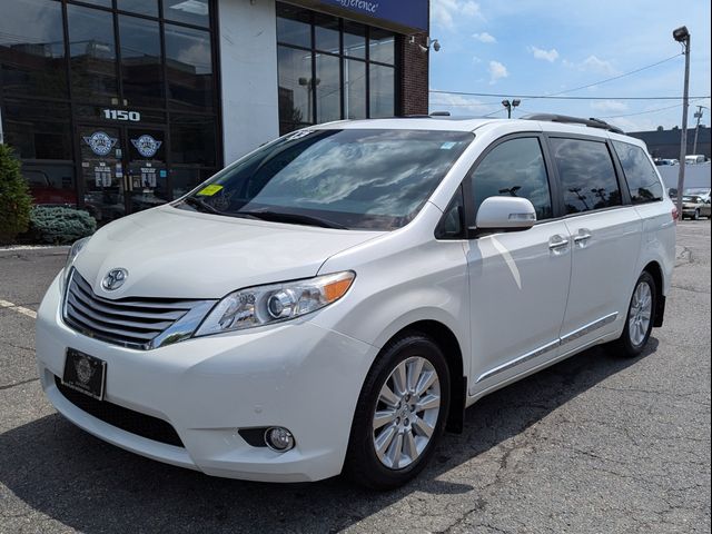 2013 Toyota Sienna XLE