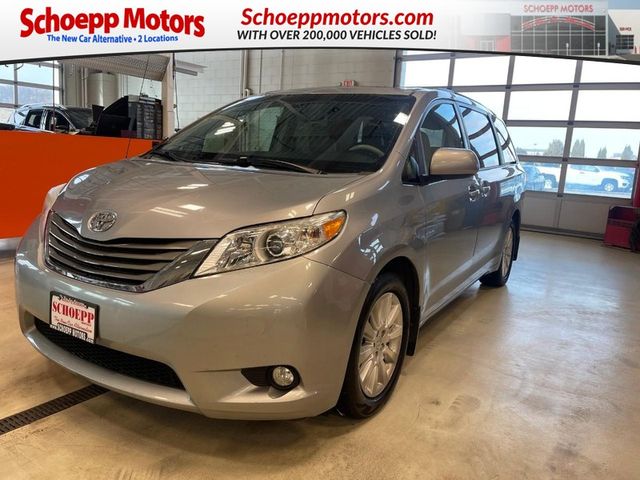 2013 Toyota Sienna XLE