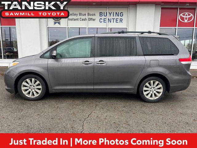 2013 Toyota Sienna 