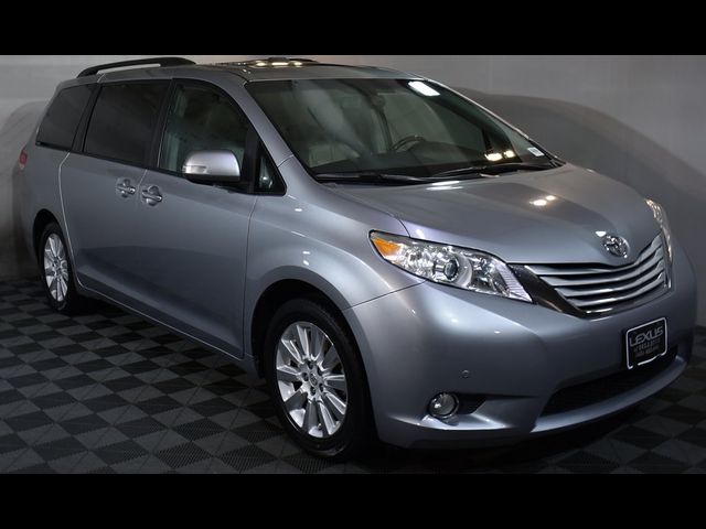 2013 Toyota Sienna 