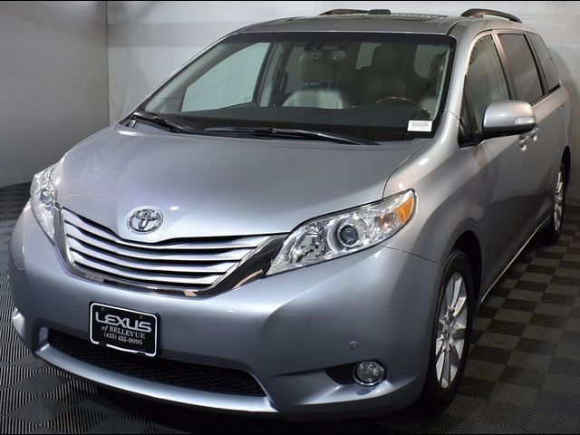 2013 Toyota Sienna 