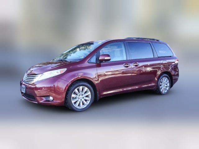 2013 Toyota Sienna 