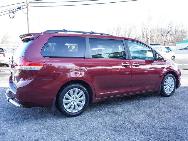 2013 Toyota Sienna 