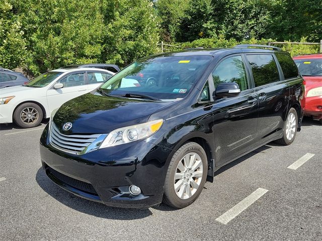 2013 Toyota Sienna 